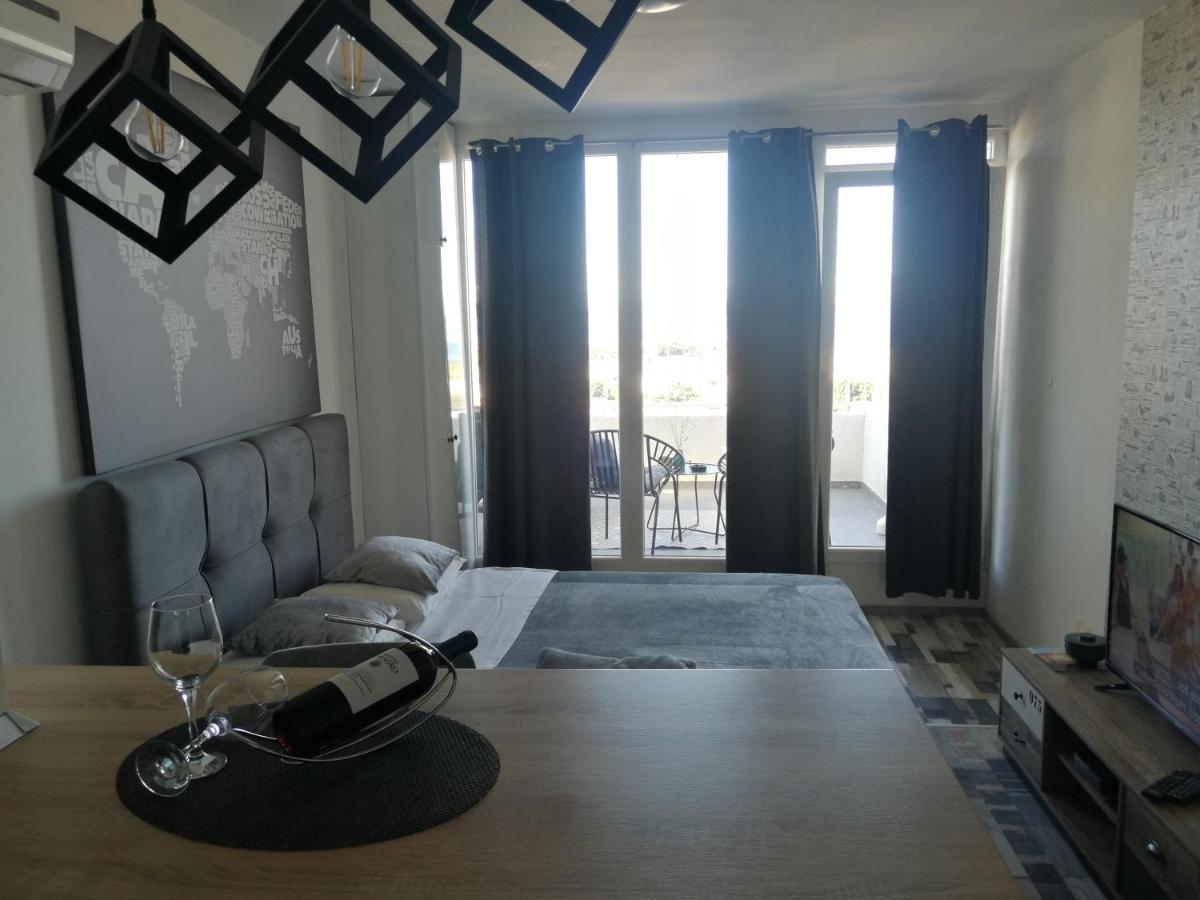 Studio Apartment Lanterna ซาดาร์ ภายนอก รูปภาพ