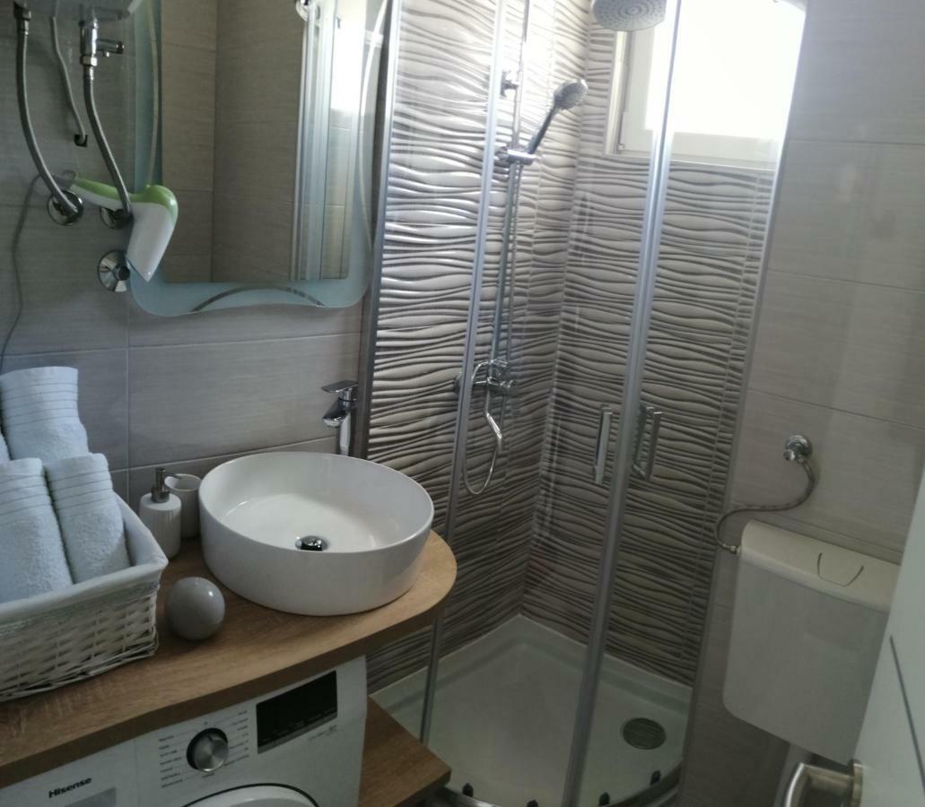 Studio Apartment Lanterna ซาดาร์ ภายนอก รูปภาพ